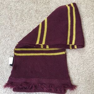 Universal Studios Wizarding World of Harry Potter Scarf